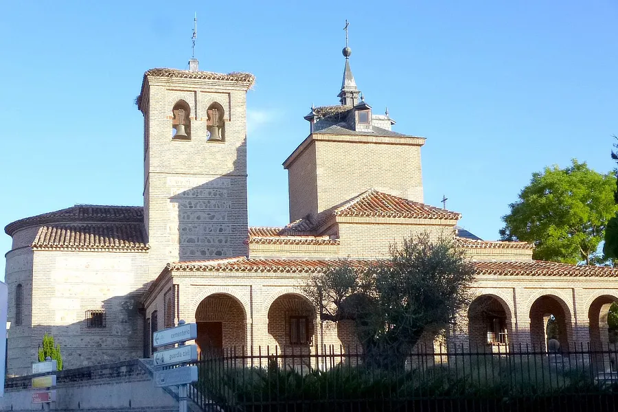 Vista de la Iglesia de San Cristóbal en Boadilla del Monte.